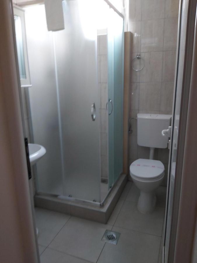 Hotel Zan Ulcinj Kültér fotó