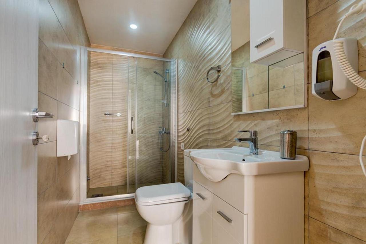 Hotel Zan Ulcinj Kültér fotó