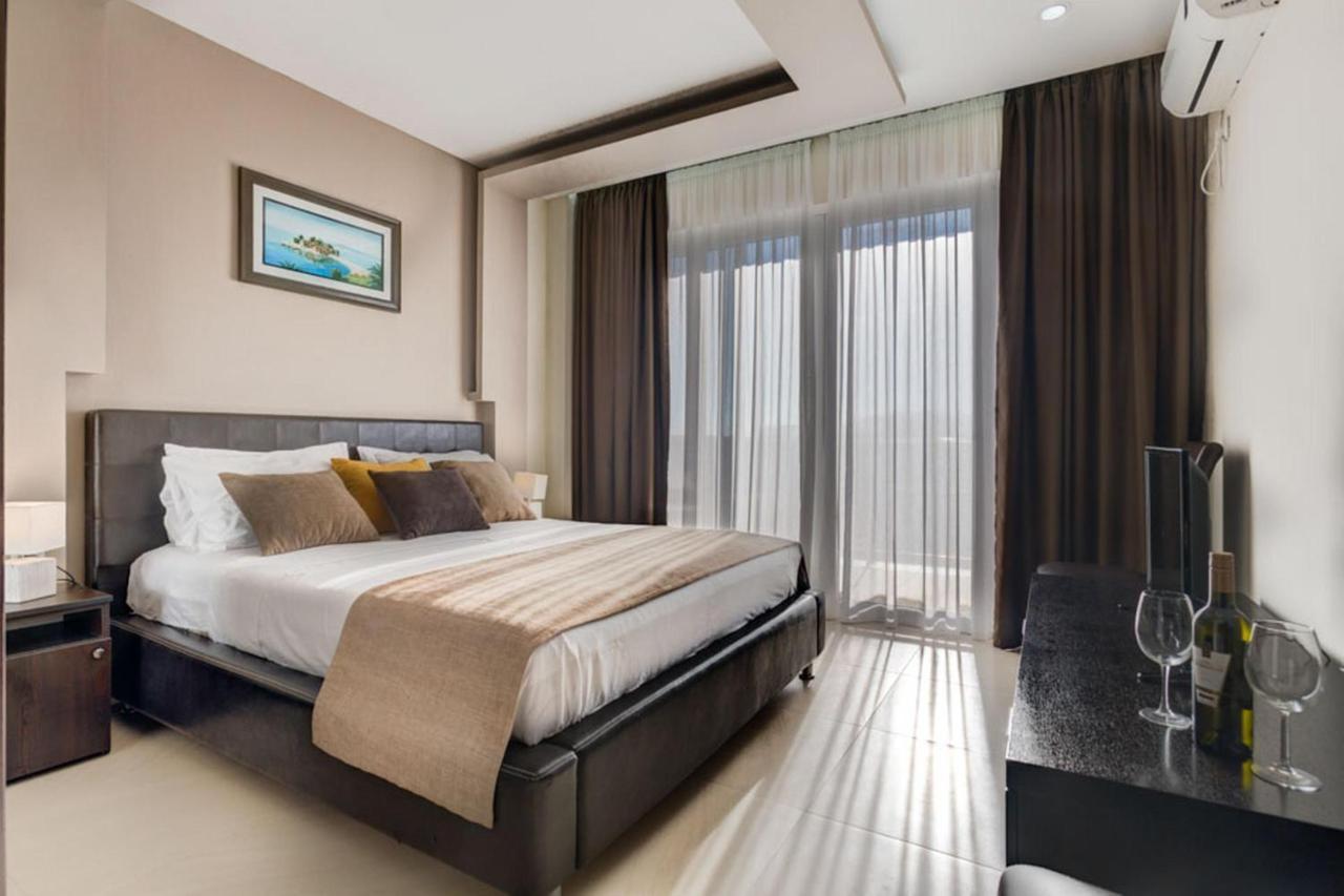 Hotel Zan Ulcinj Kültér fotó