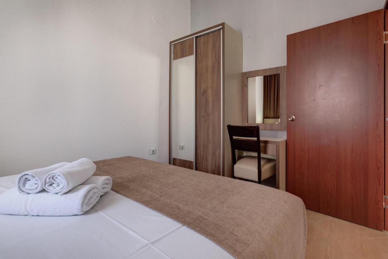 Hotel Zan Ulcinj Kültér fotó